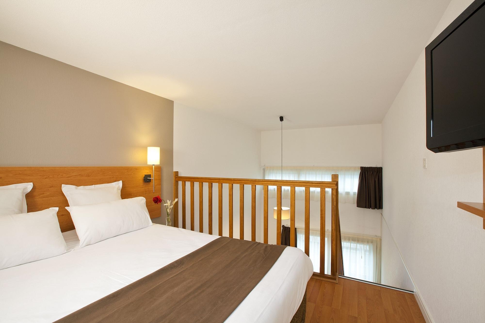 Sejours & Affaires Nantes Ducs De Bretagne Aparthotel Exteriör bild