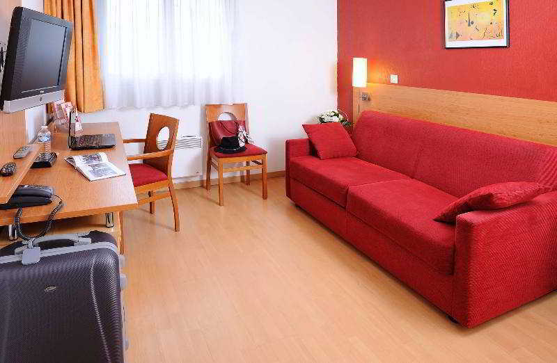 Sejours & Affaires Nantes Ducs De Bretagne Aparthotel Exteriör bild