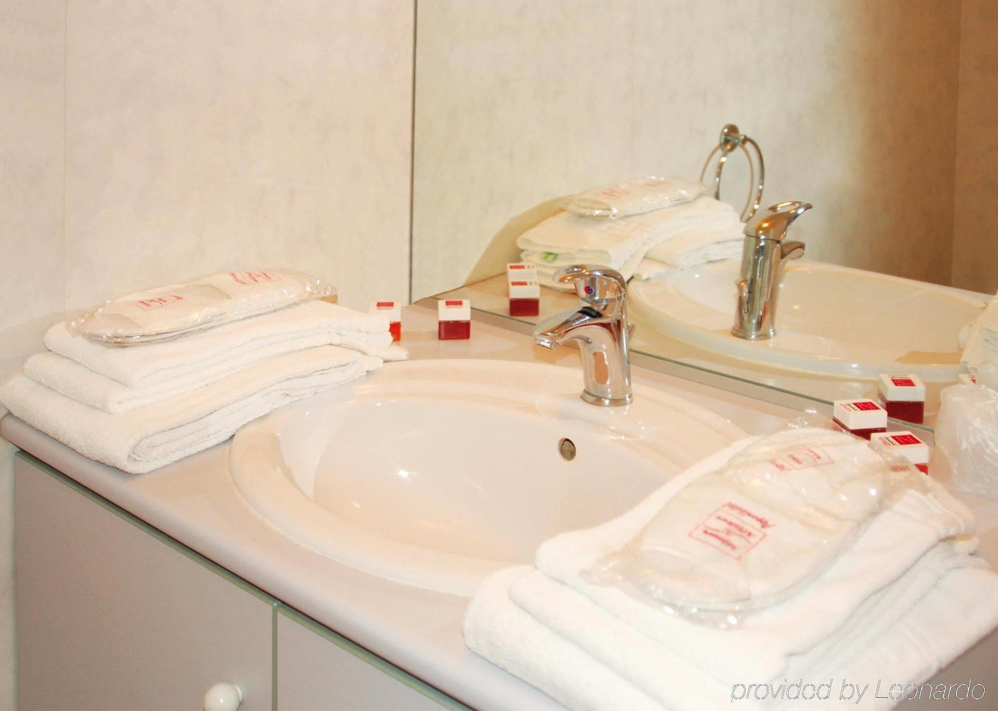 Sejours & Affaires Nantes Ducs De Bretagne Aparthotel Exteriör bild